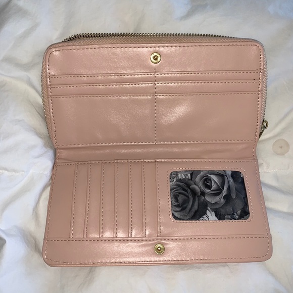 Wallet - Picture 2 of 4